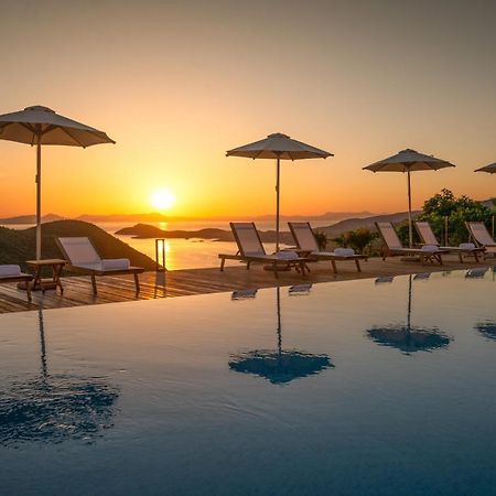 Ninemia Luxury Residence Пердика Экстерьер фото